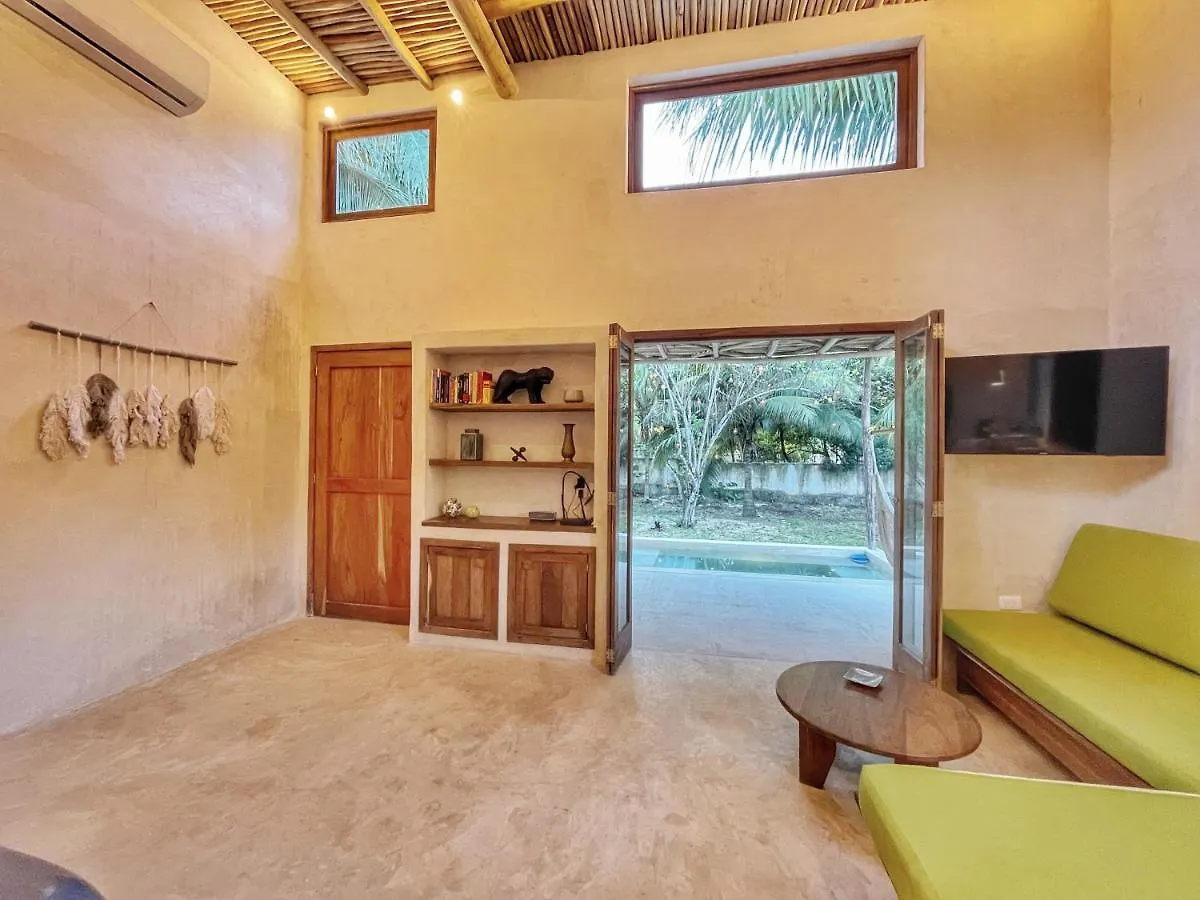 Casa Mayali Bacalar Mexico